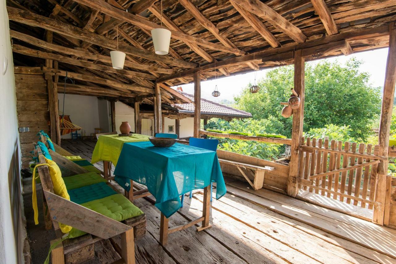 The Old Nest Hotel Madzharovo Buitenkant foto